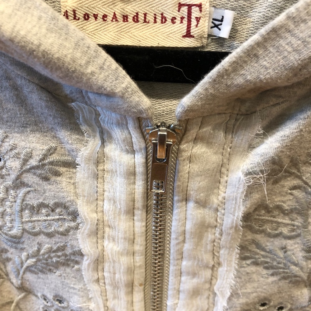 Johnny Was Boho Zipper Hoodie - Picture 4 of 13